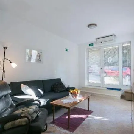 Anita Gru - One-bedroom With Balcony * Dubrovnik