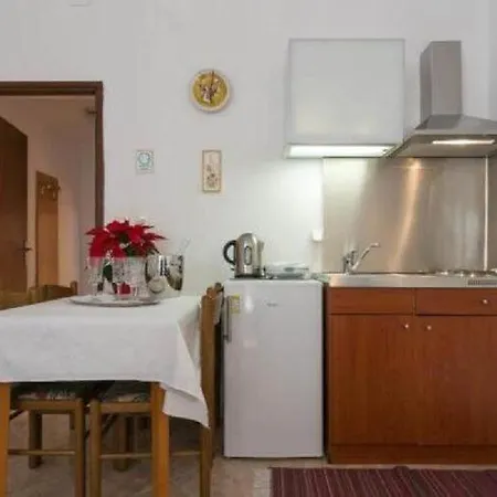 Anita Gru - One-bedroom With Balcony شقة